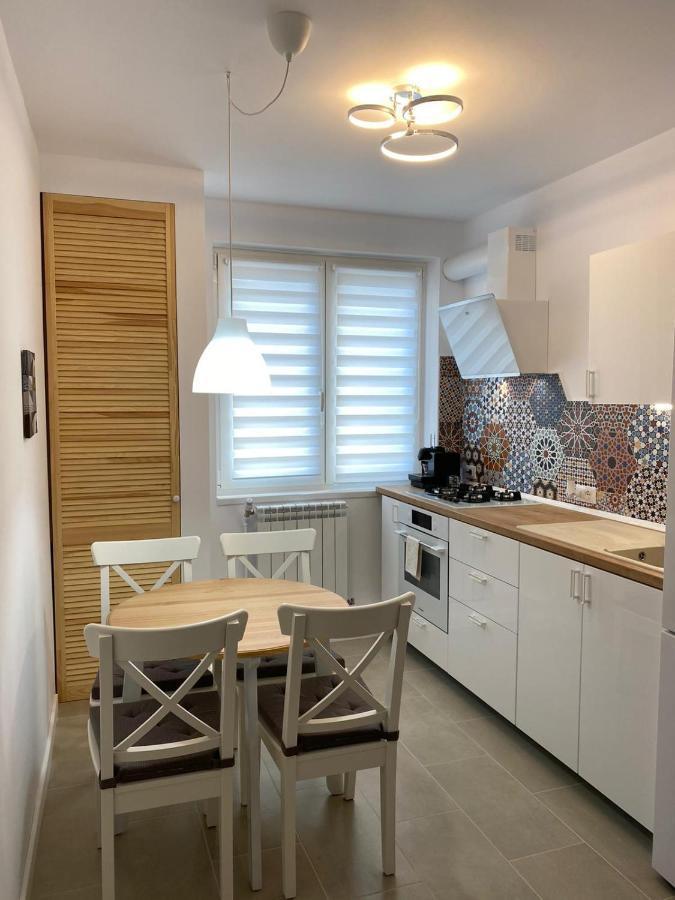 Mia Apartament Tulcea Buitenkant foto