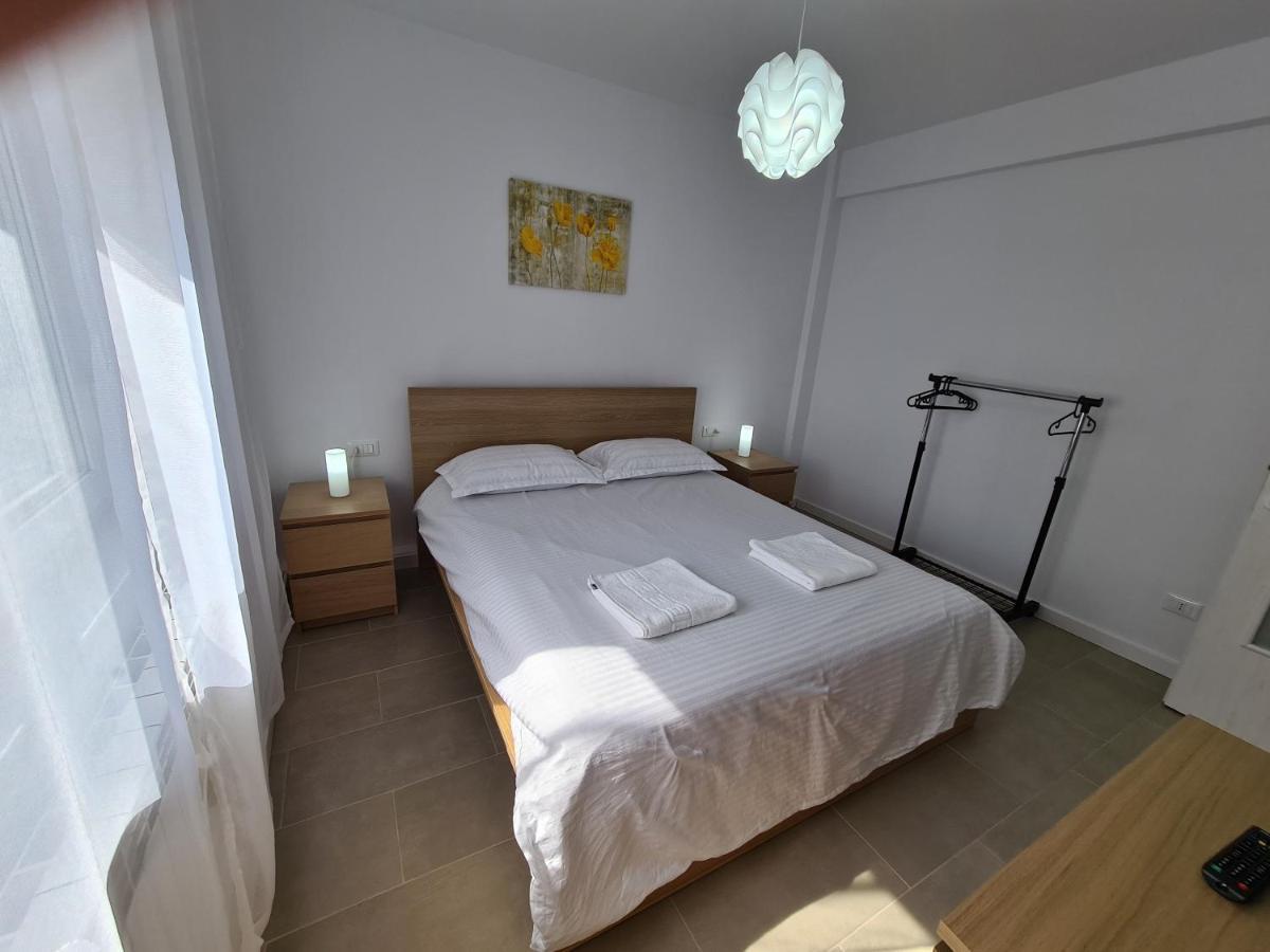 Mia Apartament Tulcea Buitenkant foto
